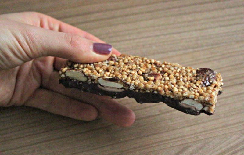Het Lekkerste en Gezondste Tussendoortje: Nature Crops Quinoa Amandelen en Pure Chocolade